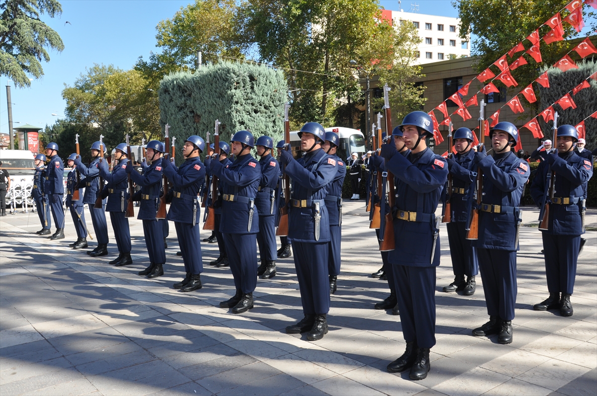 Eskişehir'in düşman işgalinden kurtuluşunun 103. yıl dönümü kutlandı