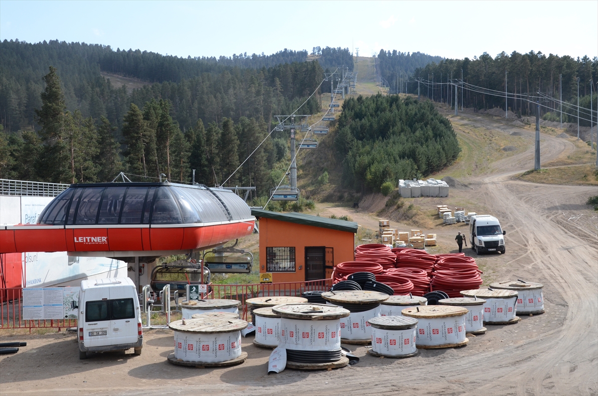 Sarıkamış Kayak Merkezi'ne suni karlama sistemi yapılıyor