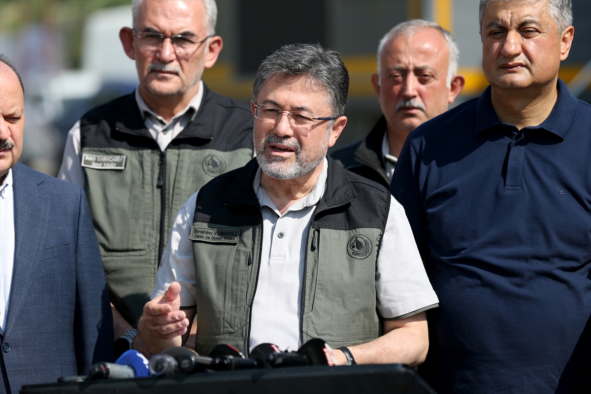 Bakan Yumaklı, orman yangınlarına ilişkin bilgi verdi
