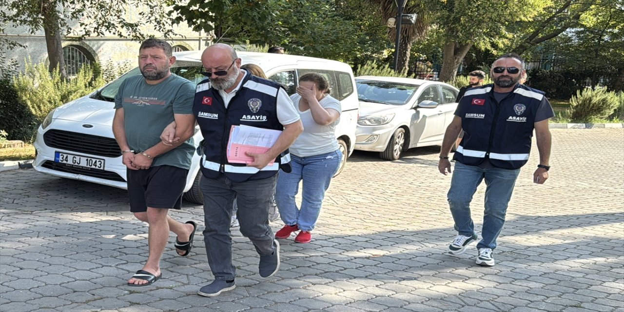 Samsun Atakum’da 250 bin lira değerinde ziynet eşyası ve 100 bin lira çalan 2 zanlı gözaltına alındı