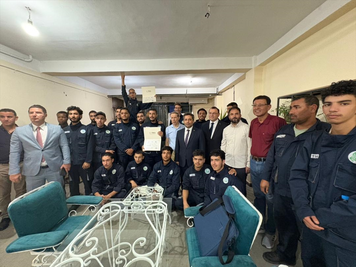 TİKA'dan Cezayir'de kursiyerlere kaynakçılık ve metal işleme alanında eğitim desteği