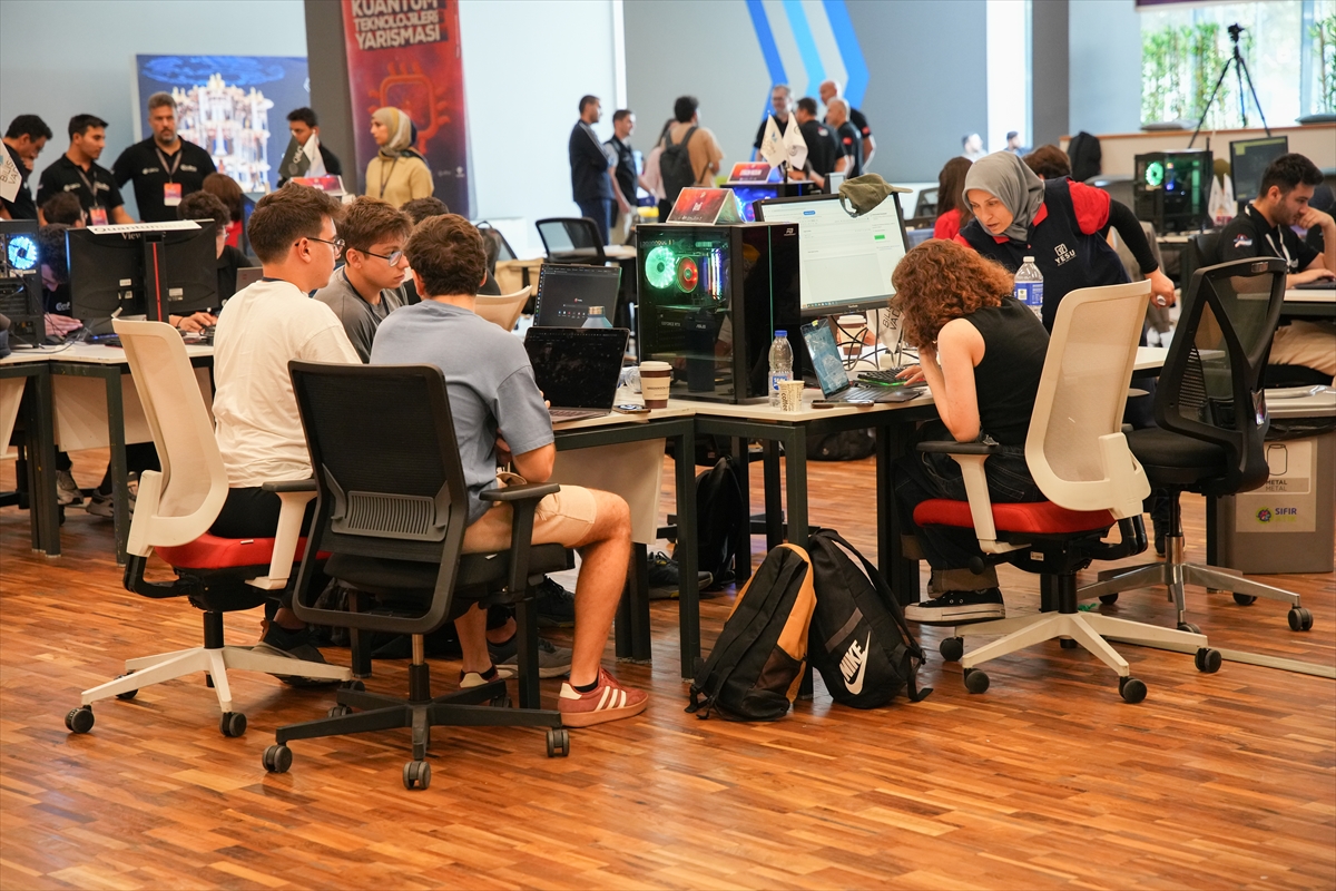 "TEKNOFEST Kuantum Teknolojileri Yarışması" finali Kocaeli'de sona erdi