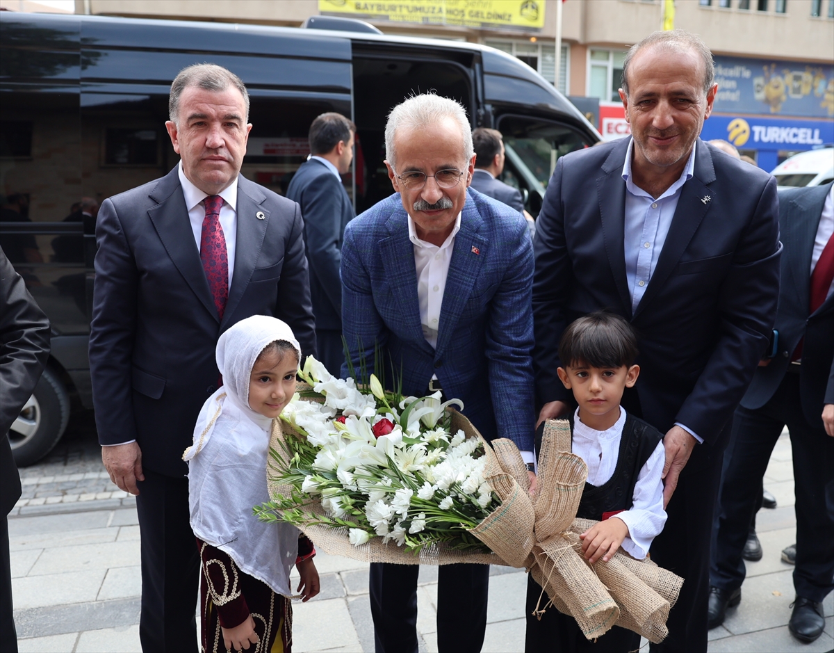 Ulaştırma ve Altyapı Bakanı Uraloğlu, Bayburt'ta konuştu