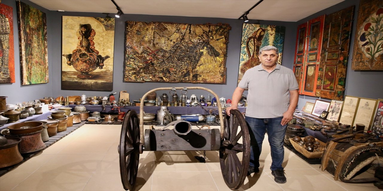 Kocaeli’de 42 yıllık antika tutkusu: mehmet emin ada 330 metrekarelik dükkanını müzeye çevirdi