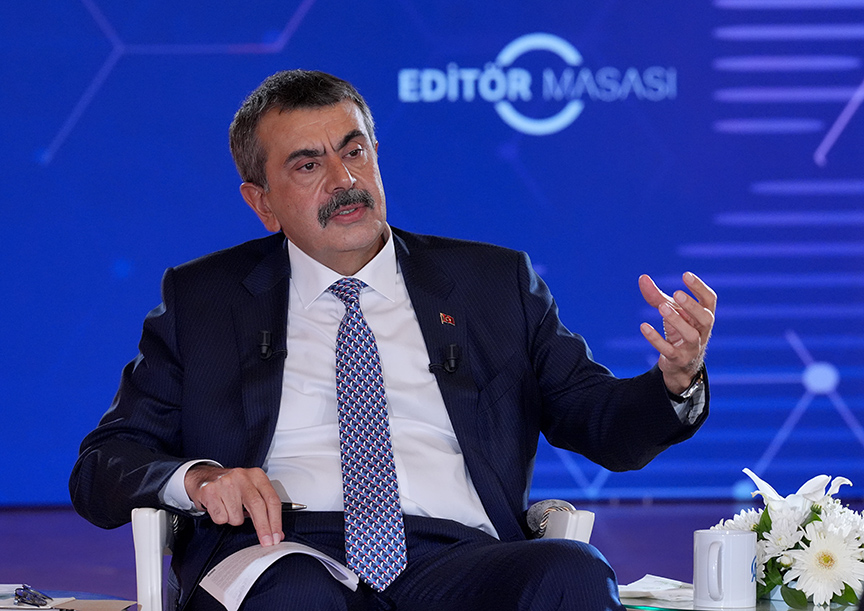 Özel okullarda da MEB kitaplarının okutulması konusu denetlenecek