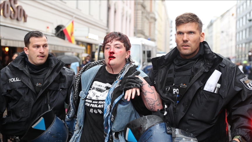 Alman polisin Gazze eyleminde yumrukladığı O'Brien, müdahale anını anlattı: