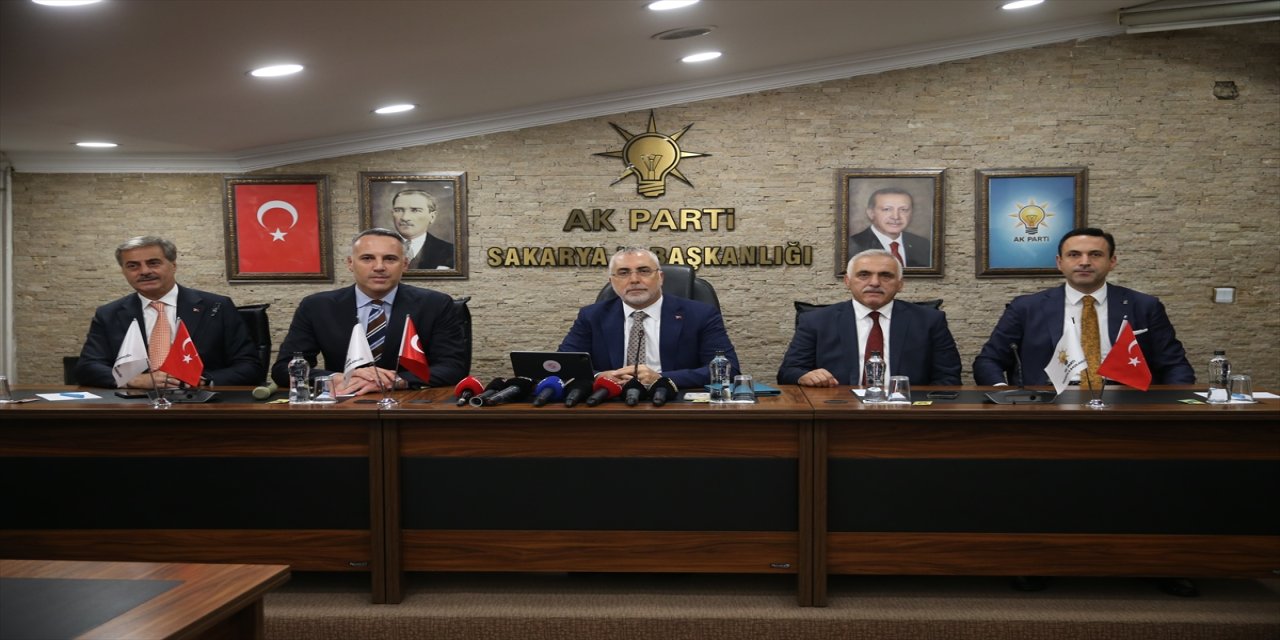 Bakan Vedat Işıkhan: Ekonomi, çalışma hayatı, savunma ve terörle mücadelede birlik oldukça Türkiye daha da güçlenecek.