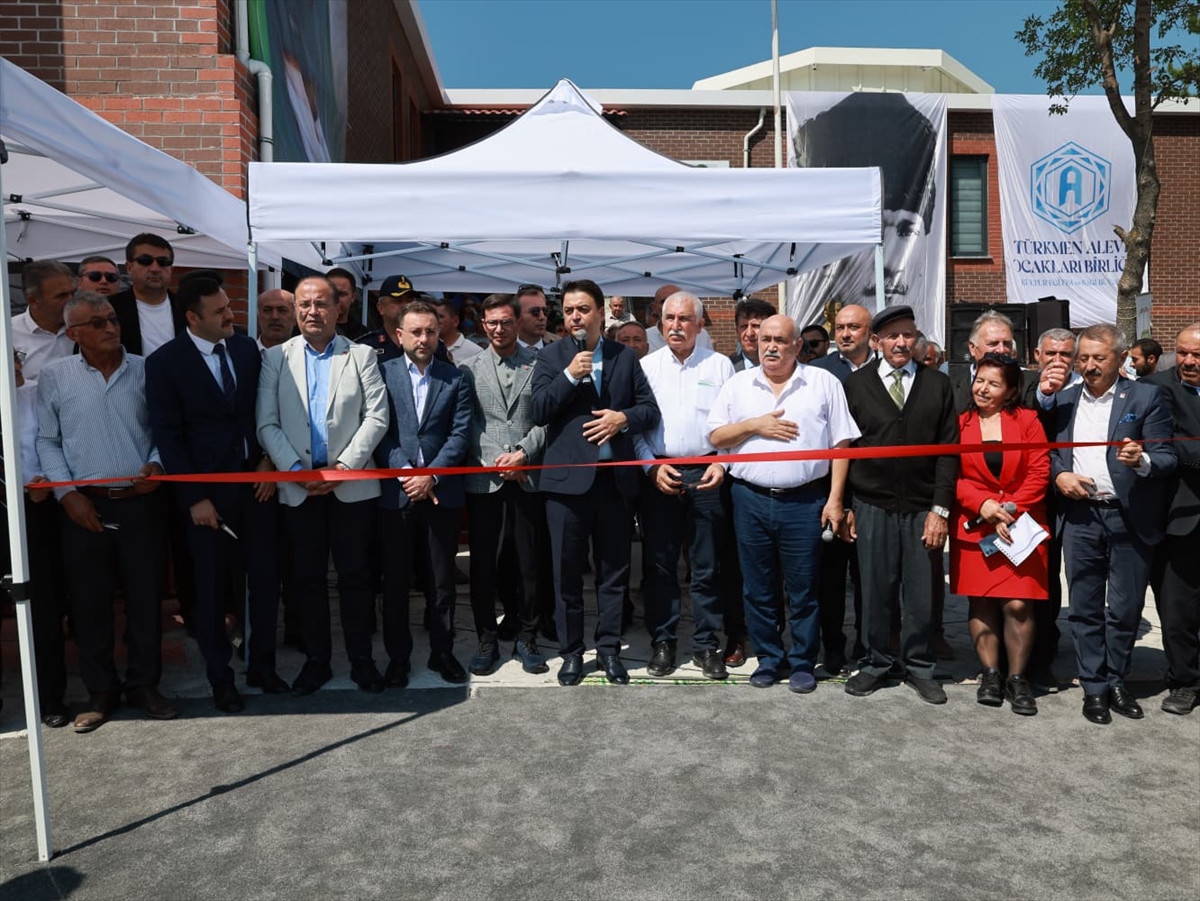 Tokat'ta yapımı tamamlanan cemevi hizmete açıldı
