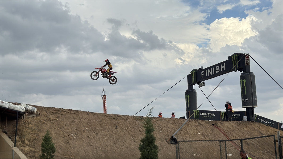 Dünya motokros şampiyonluğunda "en önemli puanlar" Afyonkarahisar'da