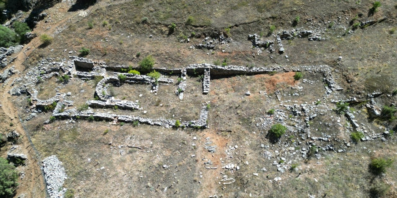 Isparta’daki Bizans dönemi manastır kompleksi kırsal yaşamın izlerini günümüze taşıyor
