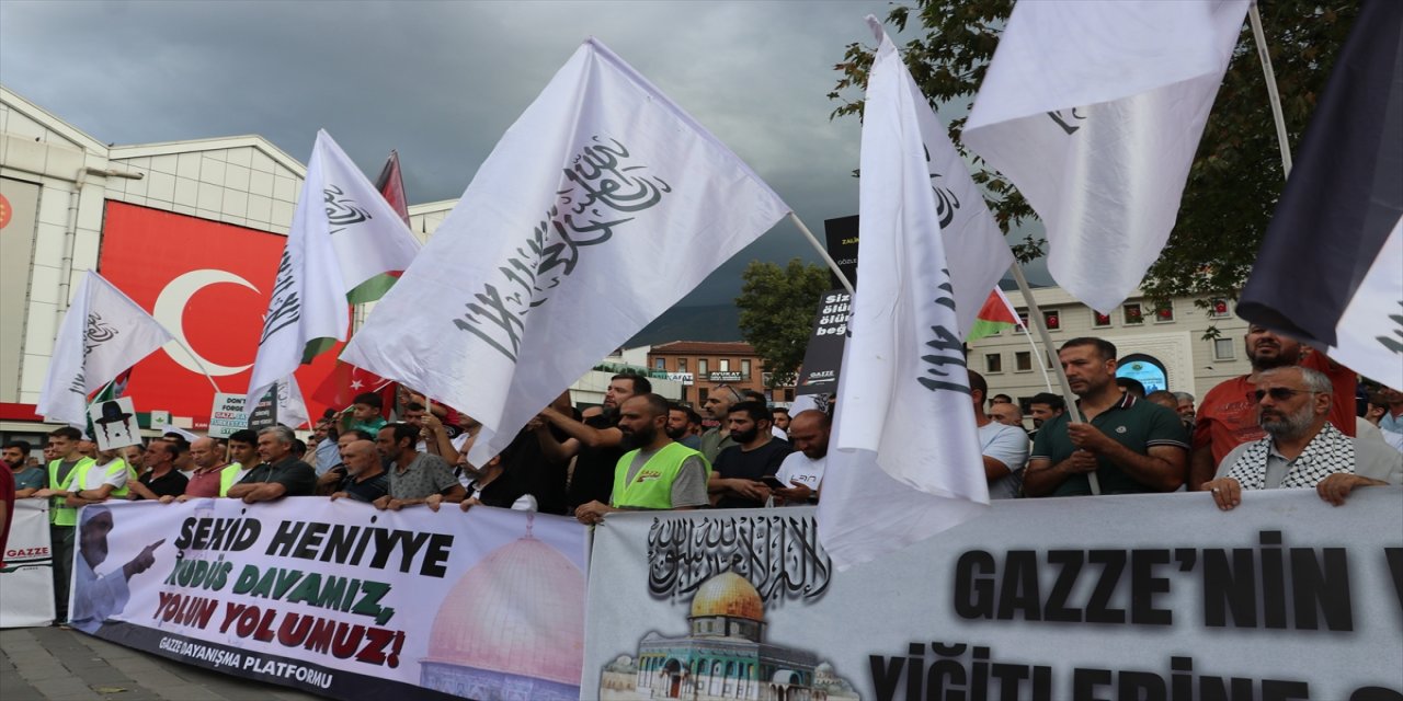 Bursa'da bir araya gelenler Küresel Sumud Filosu ve Gazze'ye destek verdi