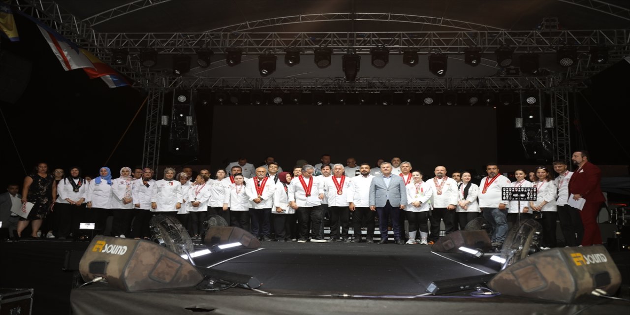 Çubuk Kültür ve Turşu Festivali yoğun katılımla sona erdi.