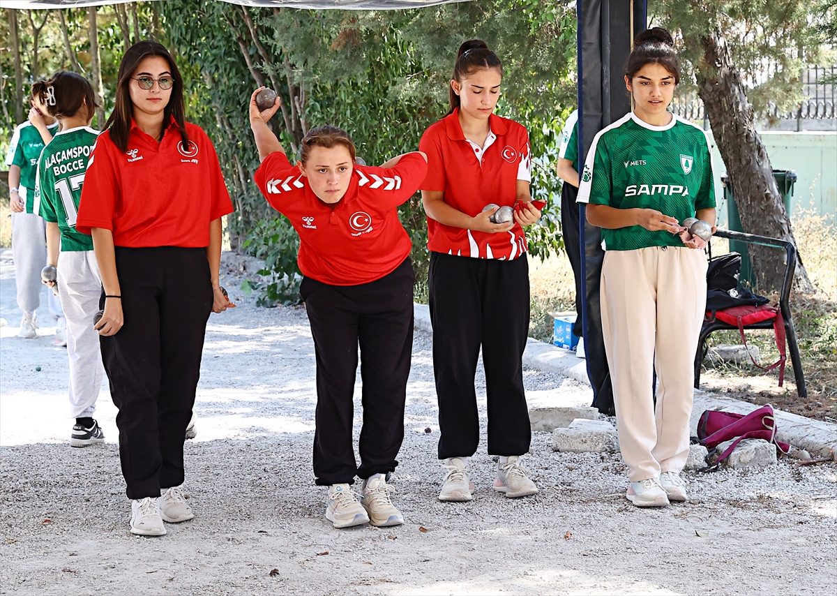 Alaçam, bocce sporunun önemli merkezlerinden biri oldu