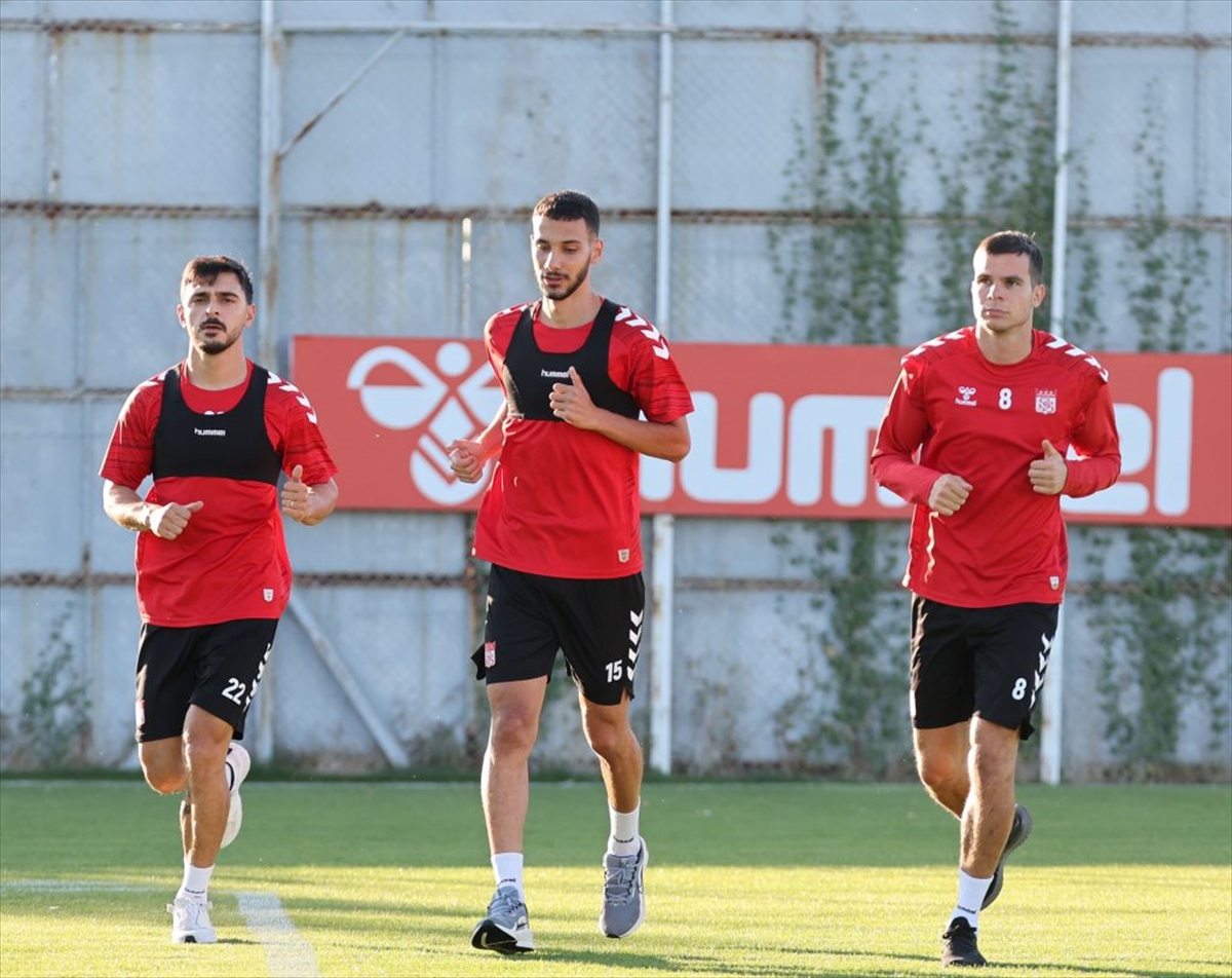 Sivasspor, Sarıyer maçı hazırlıklarına devam etti