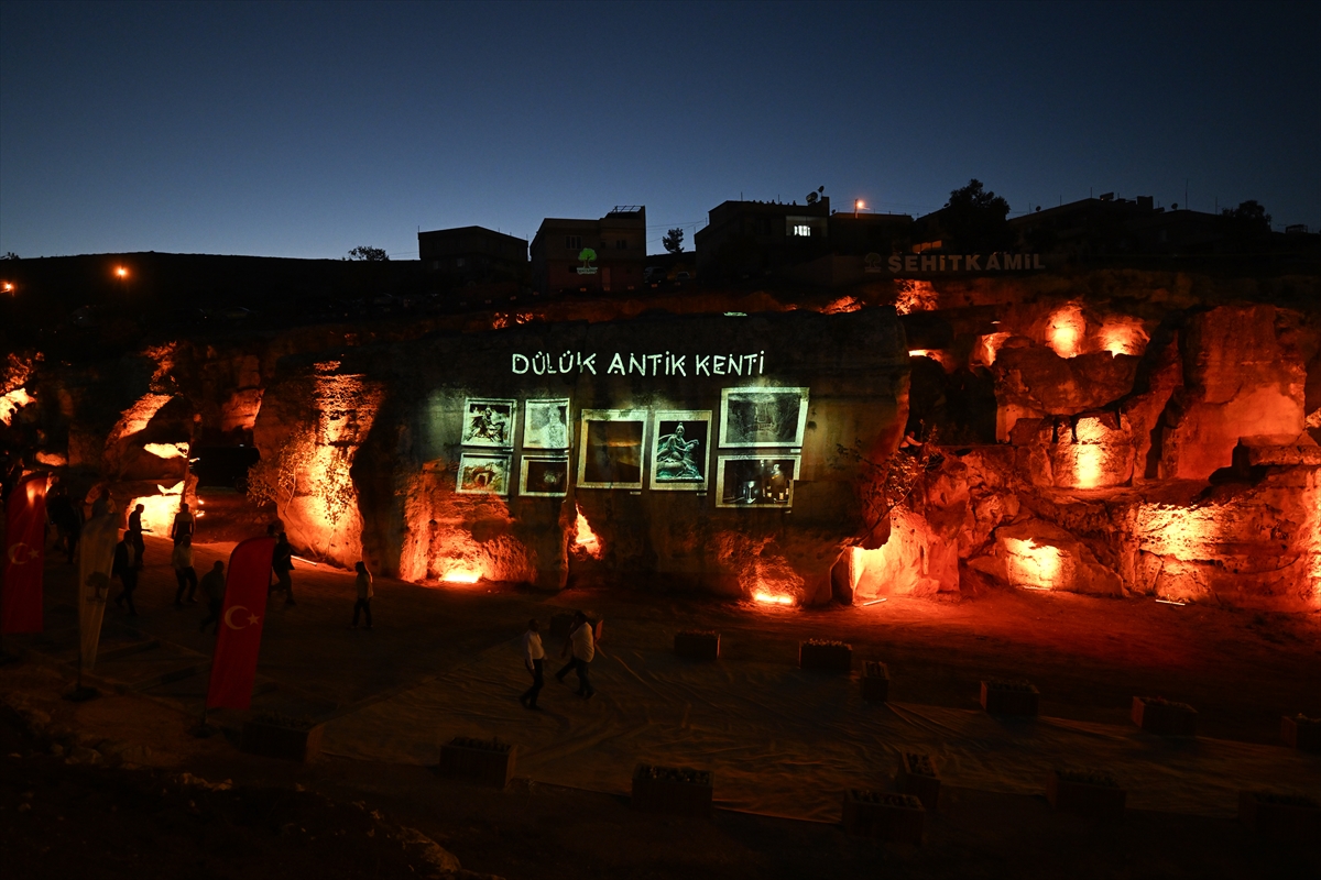 Kültür ve Turizm Bakanı Ersoy, Dülük Antik Kenti'ni ziyaret etti