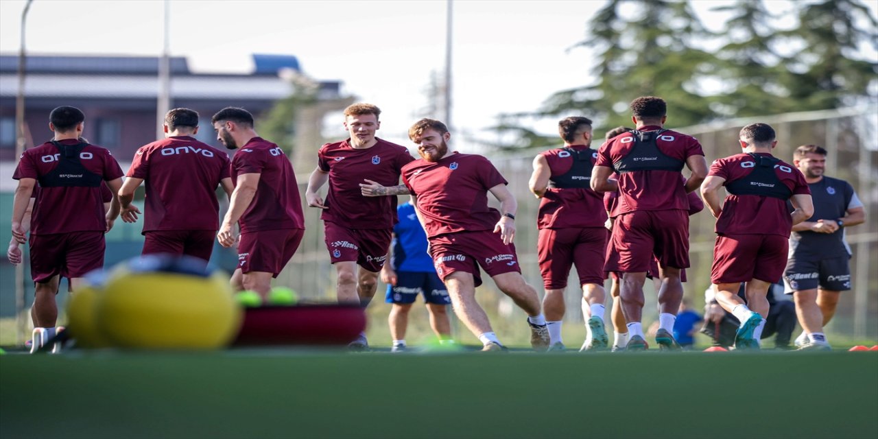 Trabzonspor Fenerbahçe ile oynayacağı derbi için hazırlıklarını sürdürüyor