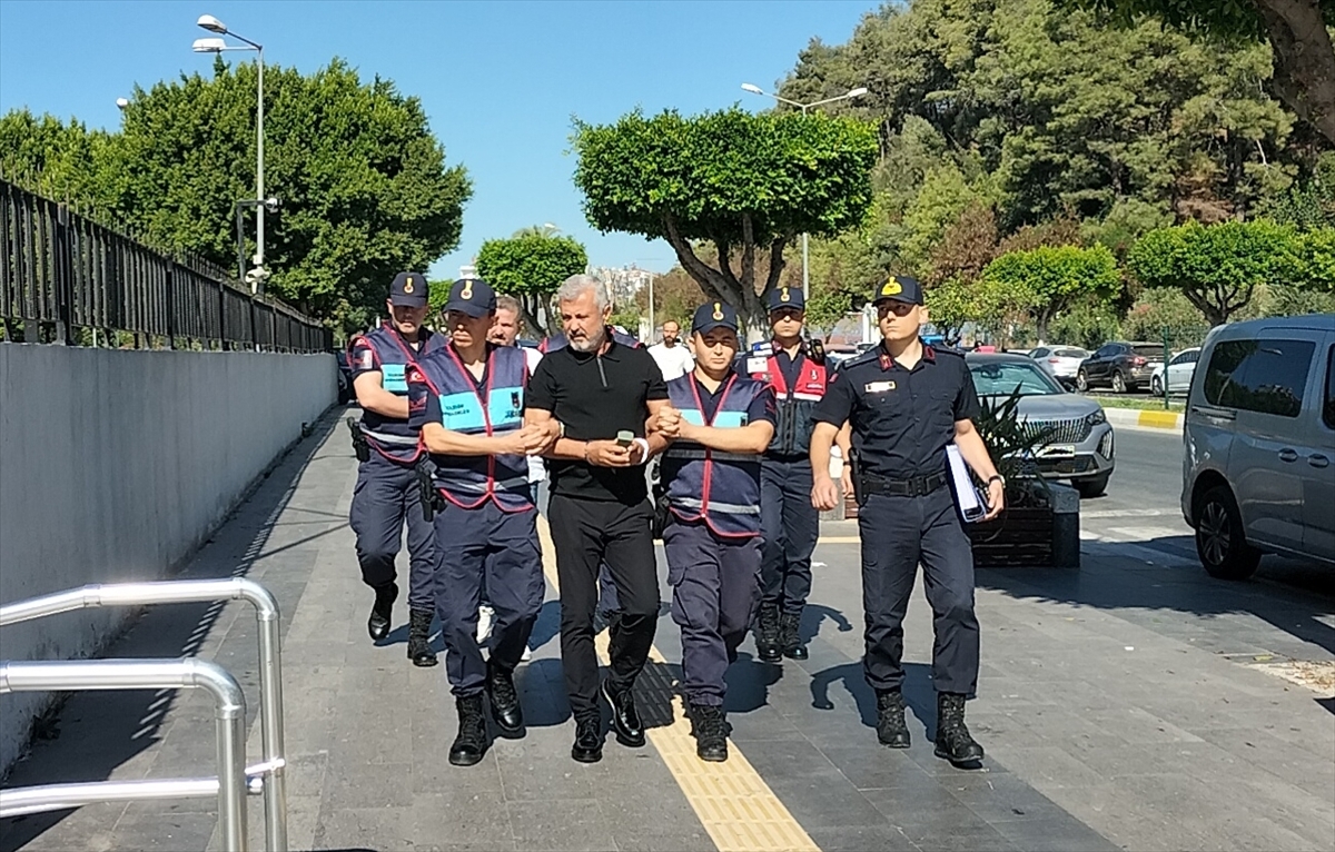 Eski Manavgat Belediye Başkanı Sözen ile kardeşi "rüşvet" soruşturması kapsamında tutuklandı