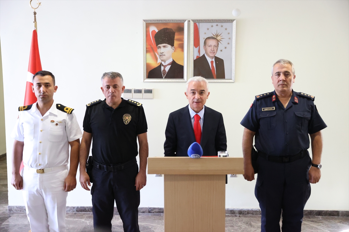 Kırklareli'nde geçen ay göçmen kaçakçılığı operasyonlarında 10 şüpheli tutuklandı