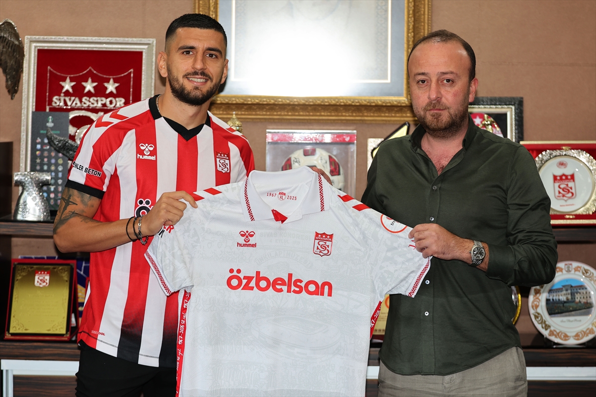 Sivasspor, Daniel Avramovski'yi transfer etti