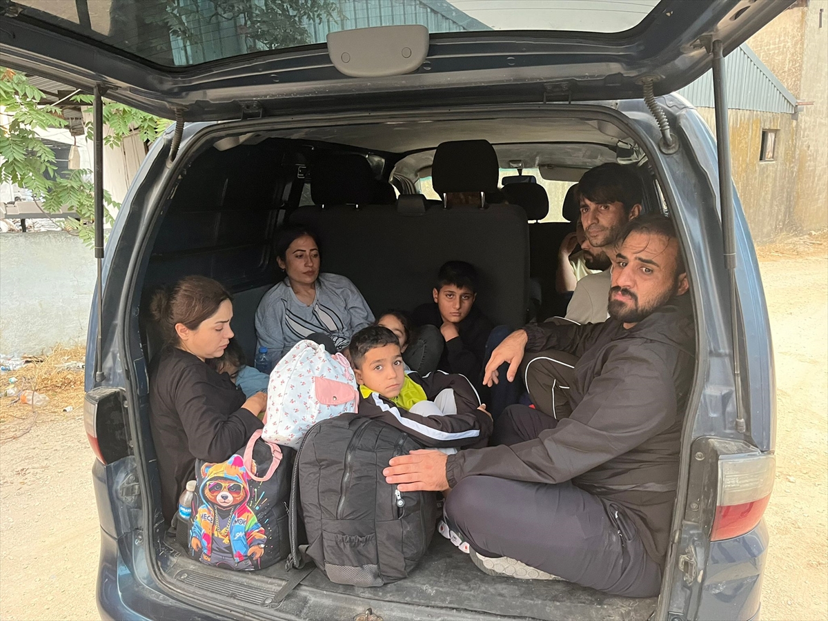 Edirne'de bir panelvanda 16 düzensiz göçmen yakalandı