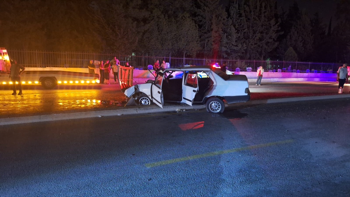 Tarsus’da trafik kazasında 1 kişi öldü, 8 kişi yaralandı