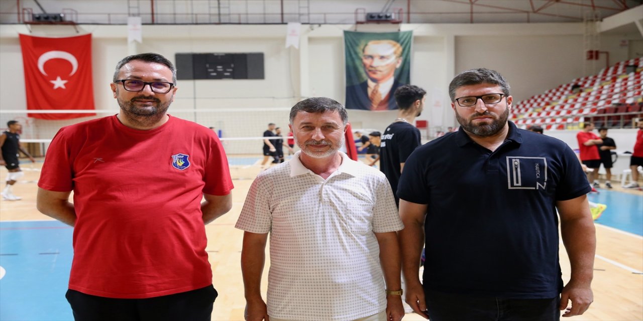 Efeler Ligi’nin yeni ekibi Gebze Belediye Spor, ilk sezonda play-off oynayarak Avrupa kupalarına katılmayı hedefliyor