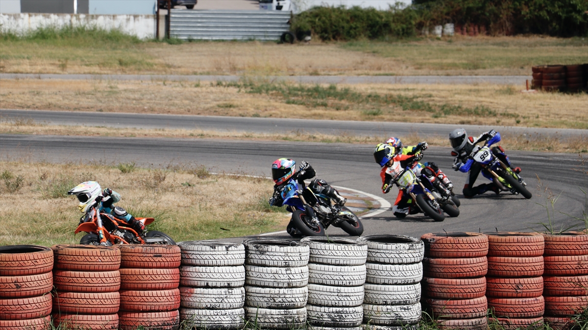 Türkiye Süpermoto Şampiyonası'nın 4. ayağı Kocaeli'de başladı