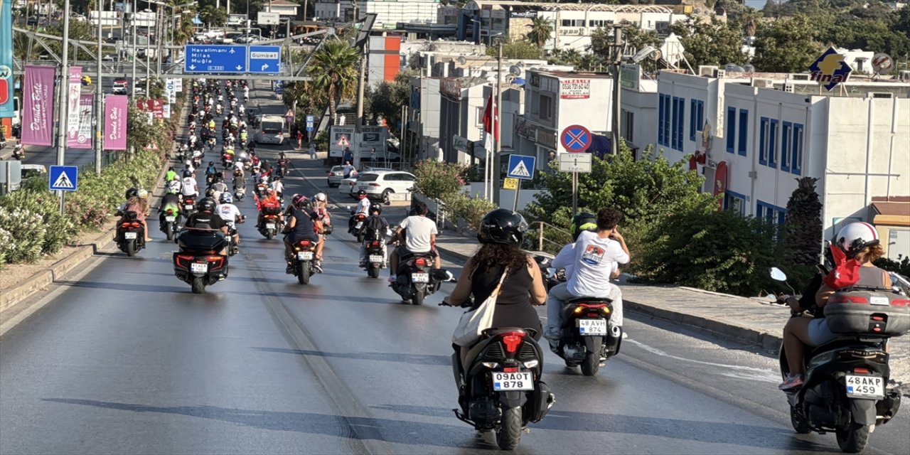 Bodrum Motofest’te binlerce motosiklet tutkunu bir araya geldi, şovlar ve konserlerle festival üç gün sürdü