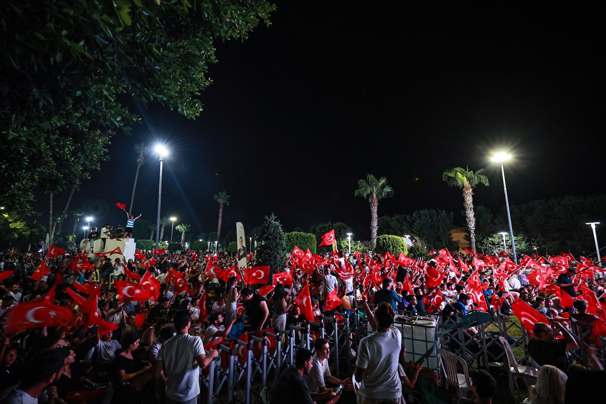 Adana ve çevre illerde Türkiye-Almanya EuroBasket 2025 final maçı izlendi