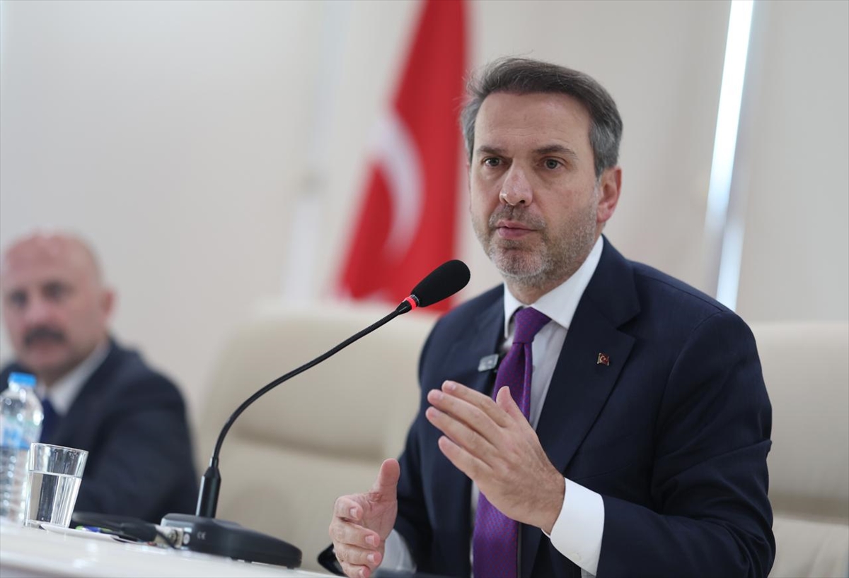 Enerji ithalatını düşürmemiz lazım