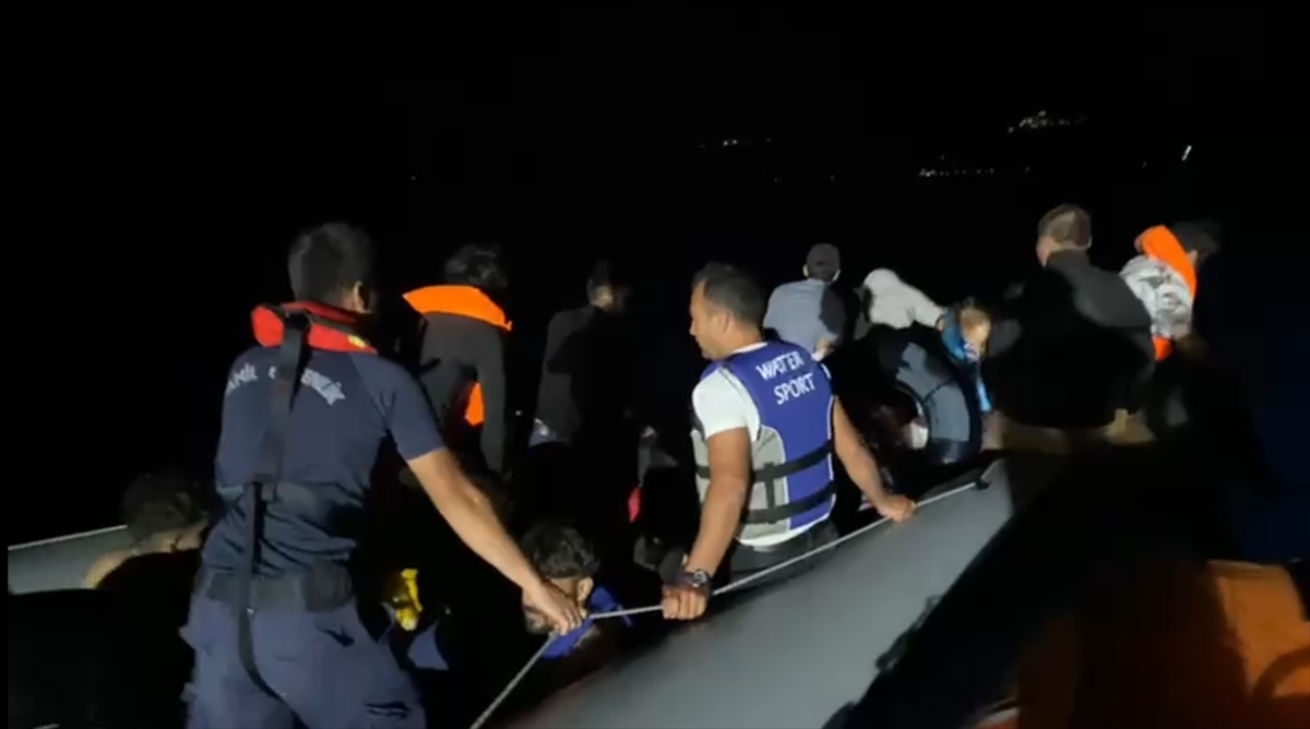 Çanakkale'de 43 düzensiz göçmen yakalandı