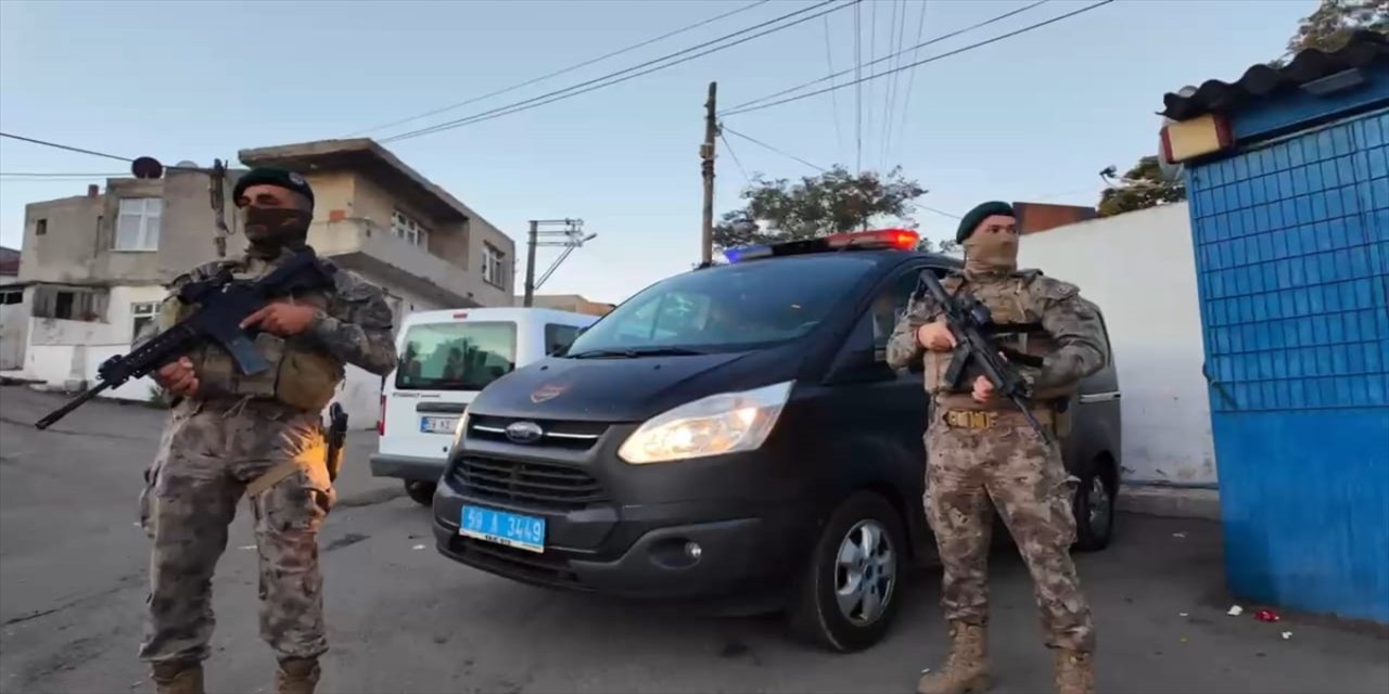 Çorlu’da 900 Polisle Asayiş Uygulaması: 26 Gözaltı