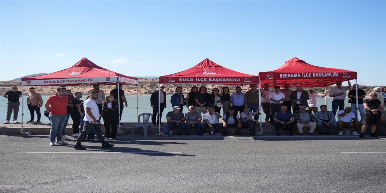 İzmir’de yolsuzluk iddialarına ilişkin kooperatif davasında 65 sanık hâkim karşısına çıktı