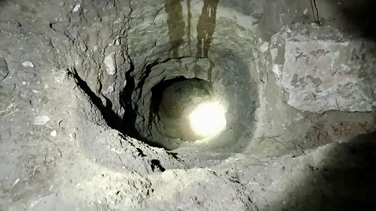 Kırşehir'de kaçak kazı yapan 2 şüpheli fotokapana yakalandı