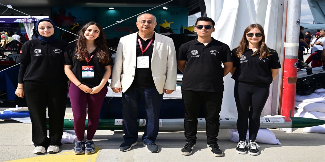 İTÜ PARS Roket Grubu TEKNOFEST'te hibrit motorlu roketlerini tanıttı