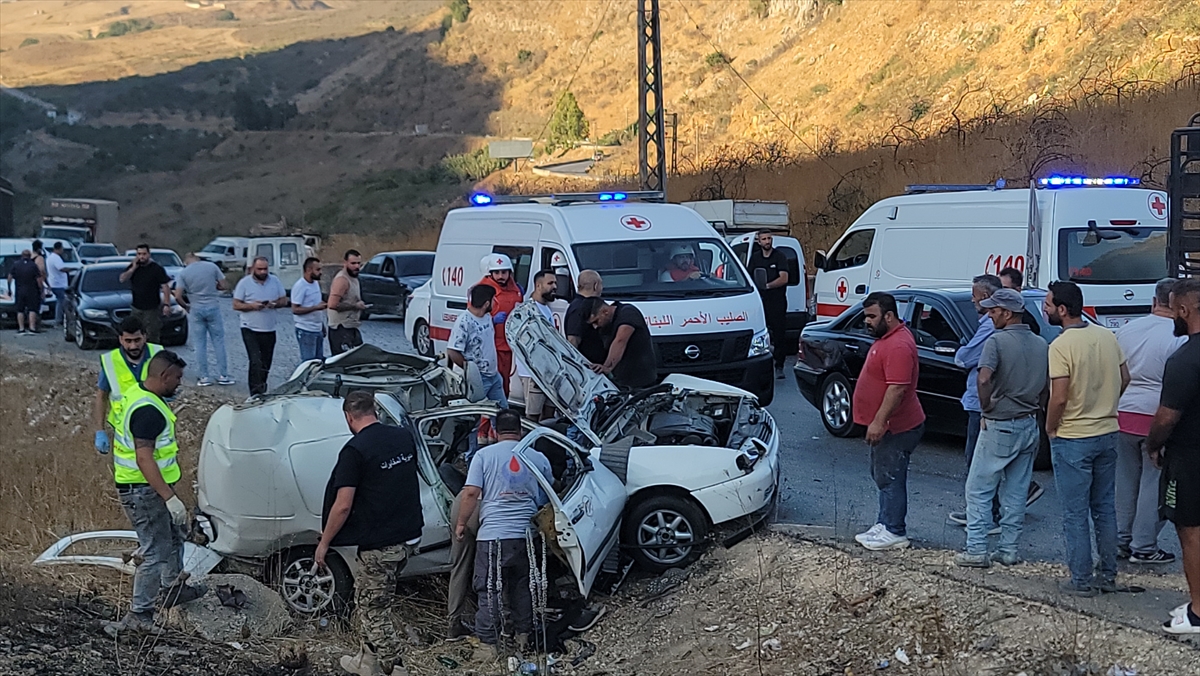 İsrail'in Lübnan'ın güneyinde bir araca düzenlediği saldırıda 1 kişi öldü
