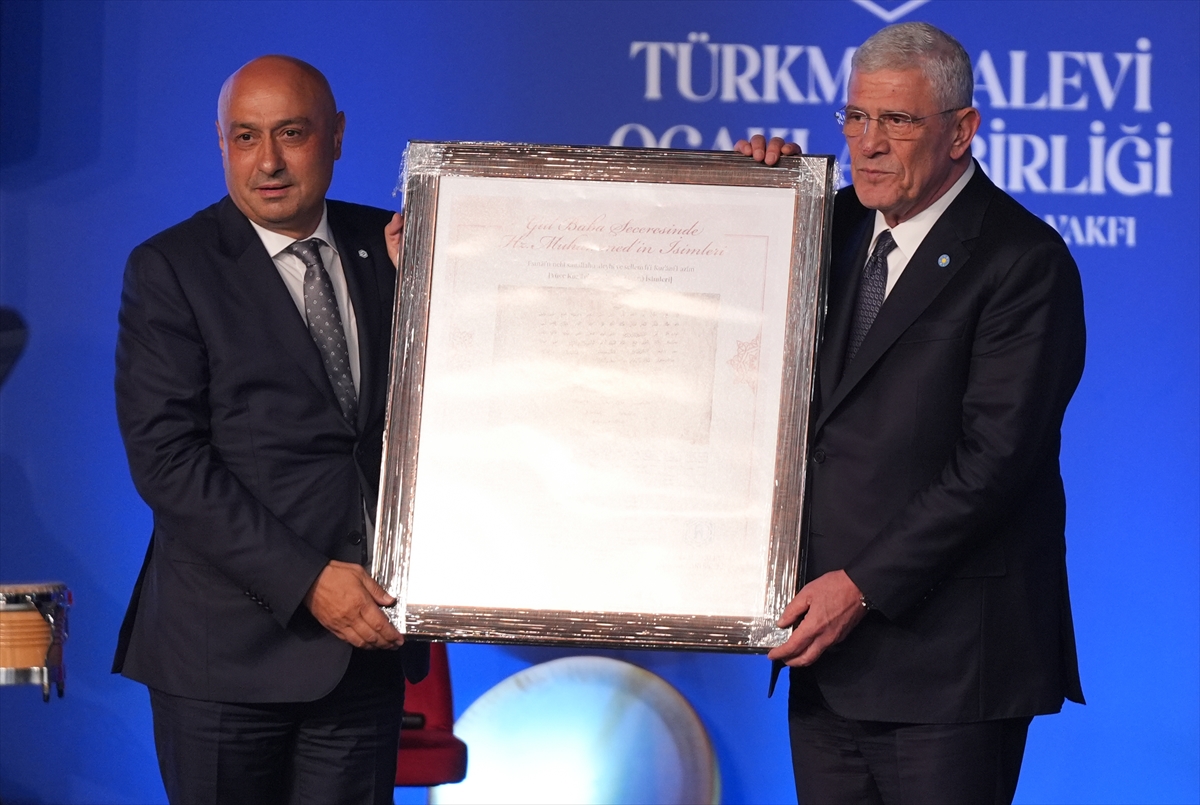 "Her fırsatta cumhuriyetin faziletlerini hatırlatmak ihtiyacındayız”