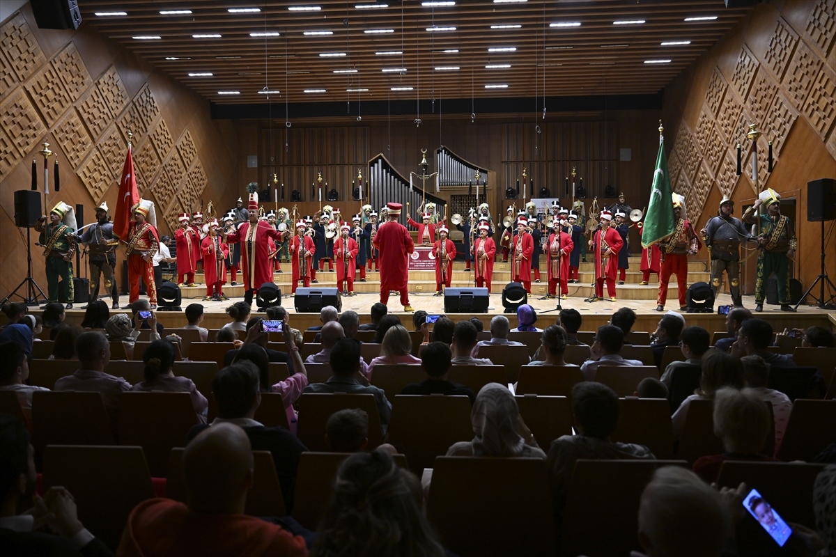 Ankara Kültür Yolu Festivali kapsamında Mehteran Birliği Konseri düzenlendi