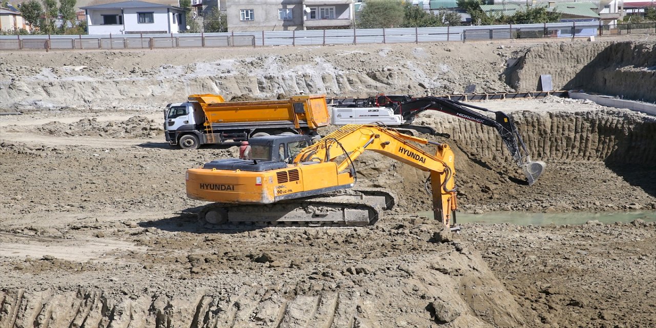 Van’da 800 yataklı yeni hastane inşaatı hızla sürüyor