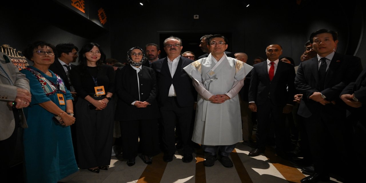 Ankara’da Kore-Türkiye Bohça Sergisi ve Hanbok Defilesi: Kültürel dostluk ve estetik buluştu