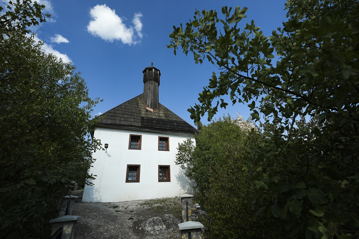 Bosna Hersek'teki "fethin simgesi" Kuşlat Camisi, 5 asırdan fazladır ayakta