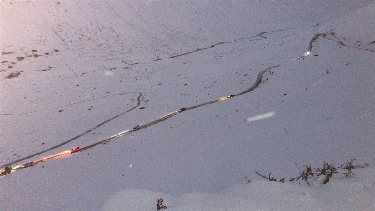 Ayder Yaylası'na alternatif güzergahtan ulaşım çalışmaları sürüyor