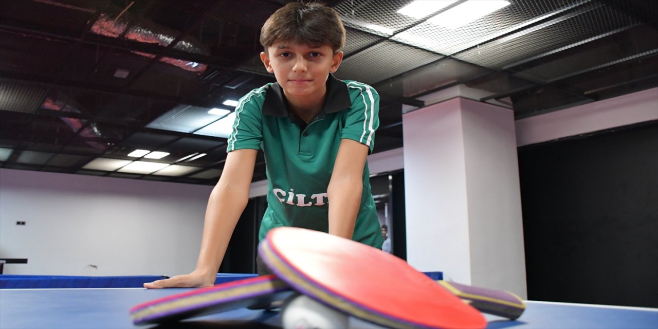 Milli masa tenisçi Görkem Öçal, Dünya Gençler Şampiyonası’nda altın madalya hedefiyle hazırlanıyor