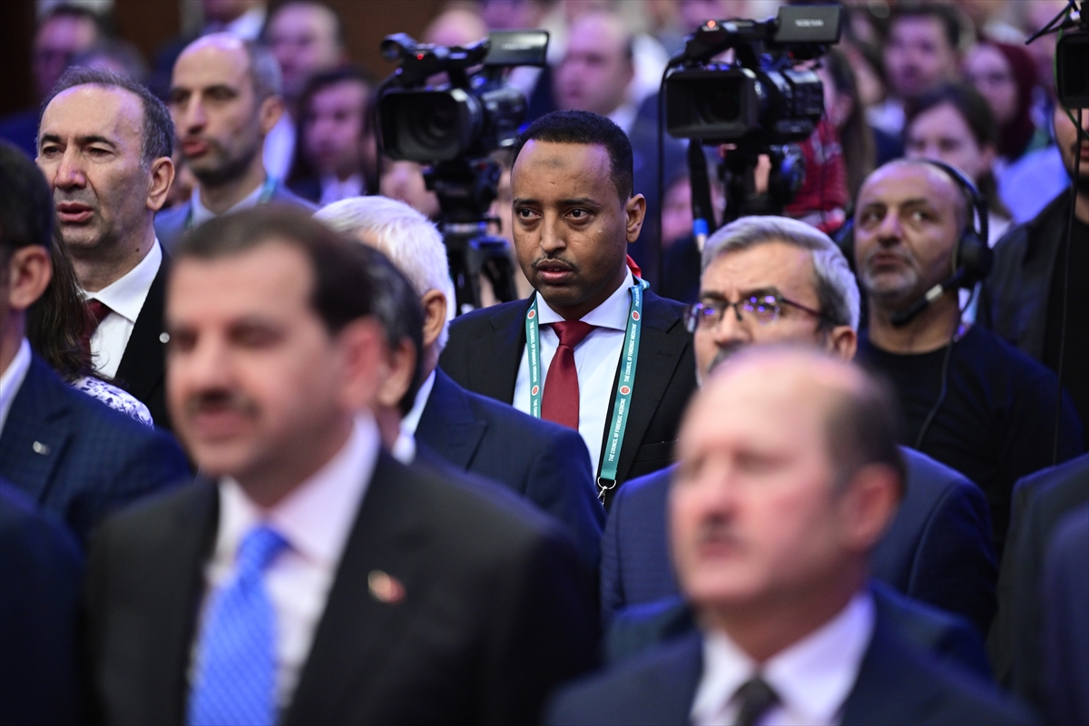 Adli Tıp Kurumu Başkanı Aslıyüksek, Uluslararası 20. Adli Tıp Günleri'nde konuştu