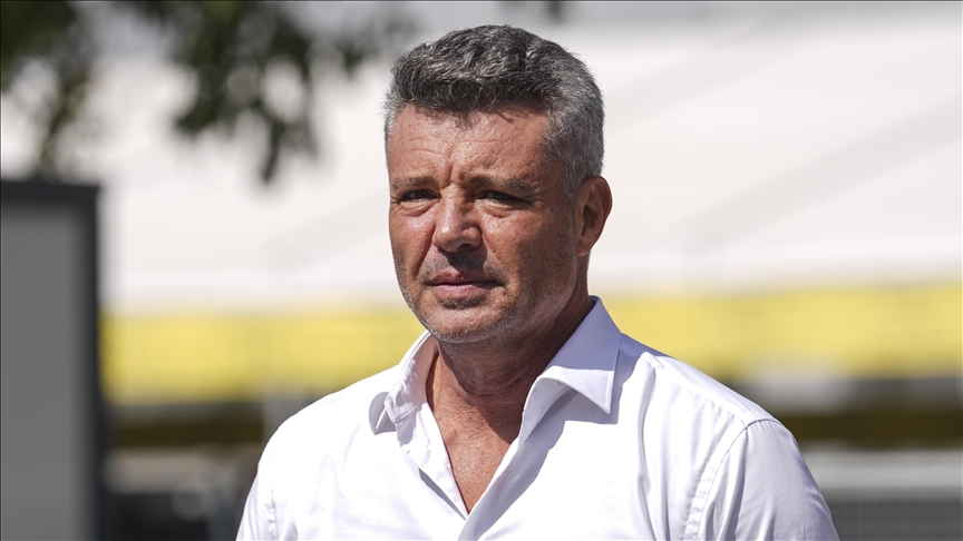 Fenerbahçe Kulübünde başkan seçilen Sadettin Saran, futbolcularla bir araya gelecek