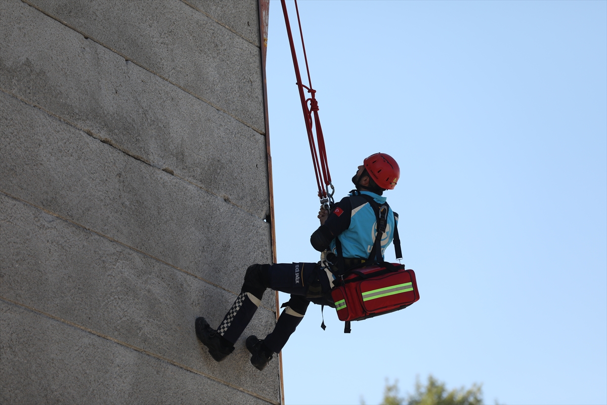 Samsun'da deprem tatbikatı yapıldı