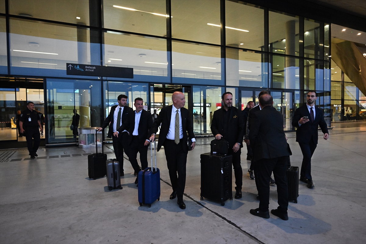 Fenerbahçe, Zagreb'e geldi