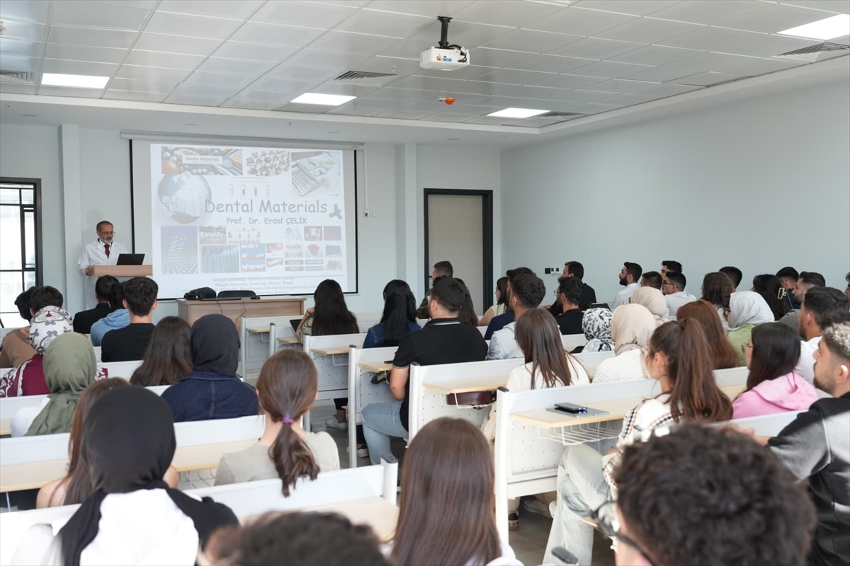 Bingöl Üniversitesi ilk dersi "Filistin ve Gazze" teması ile yaptı