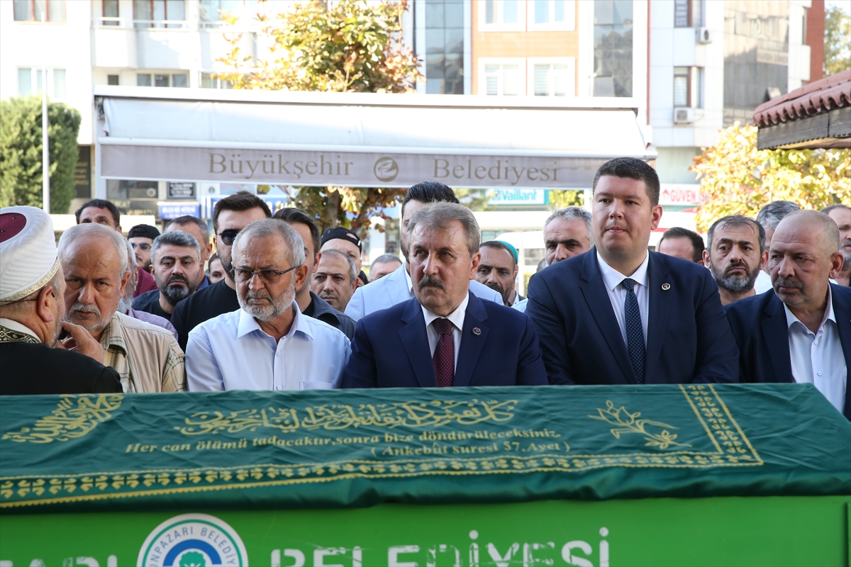 BBP Genel Başkanı Destici, Eskişehir'de cenaze törenine katıldı