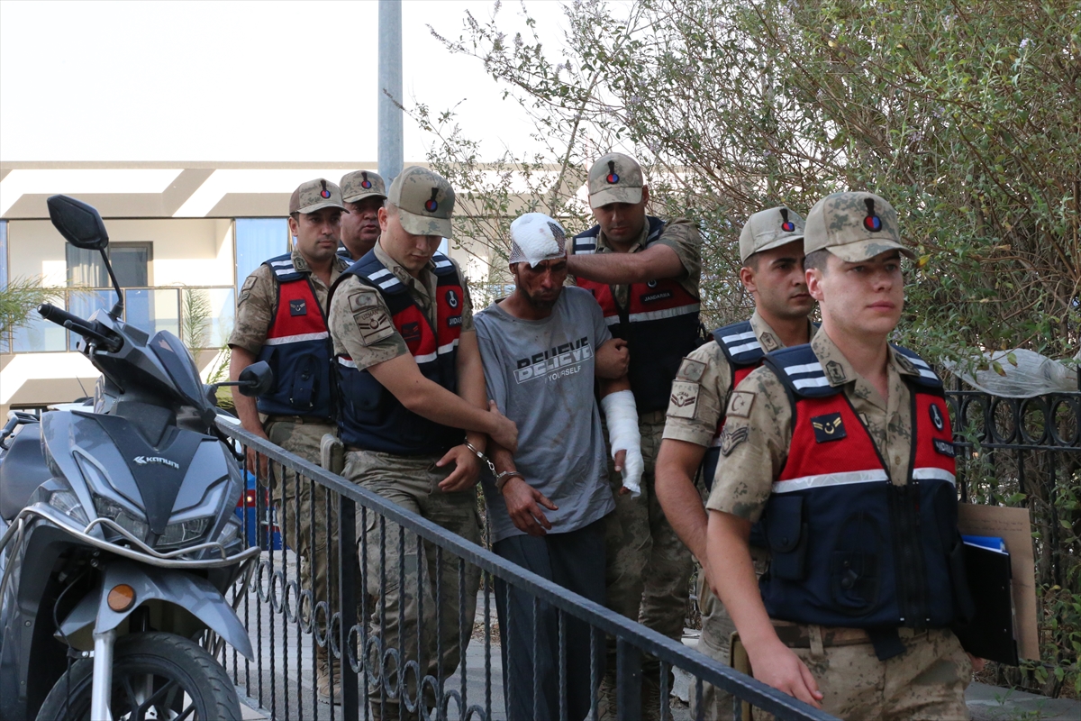 Hatay'da bir zanlı parasını gasbettiği kişiyi satırla öldürdü